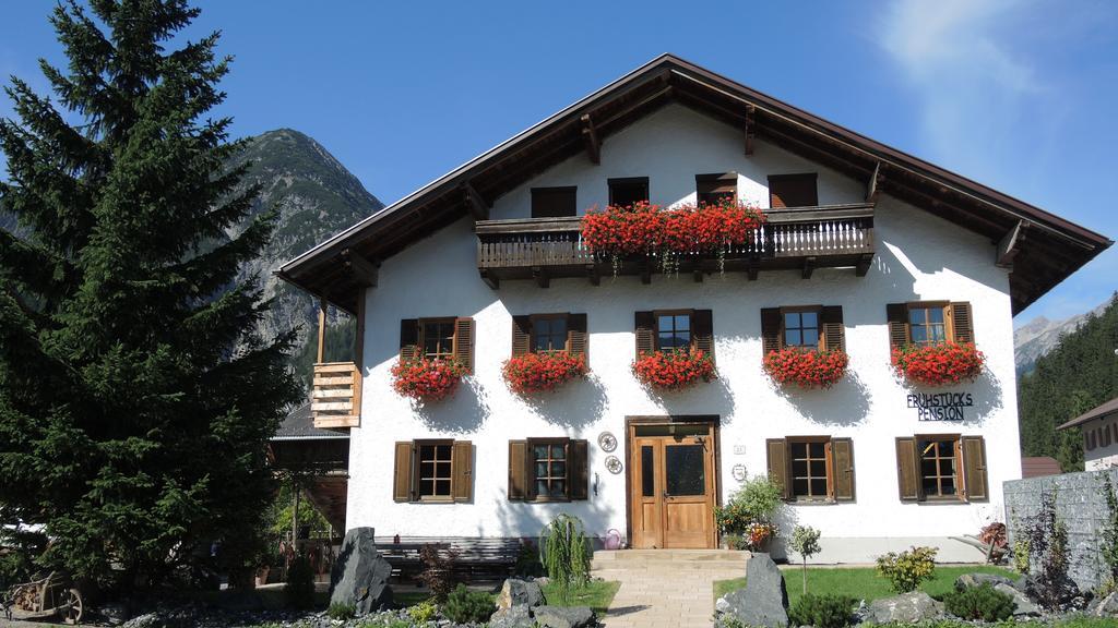 Trudis Hoamat Hostal Bach  Exterior foto